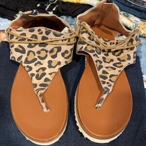 Nwot Size 39 Brand New